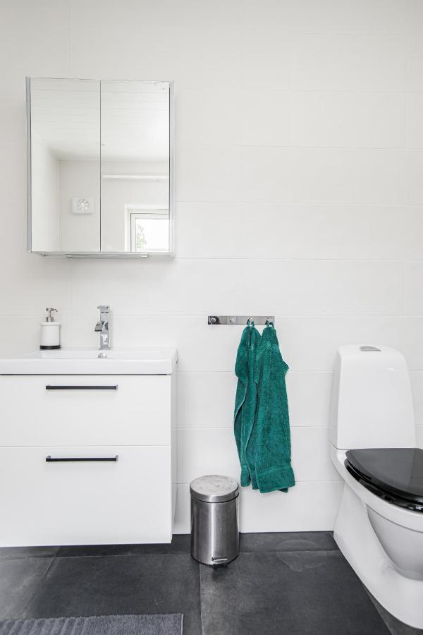 Solar Lake Cottage Jönköping Εξωτερικό φωτογραφία